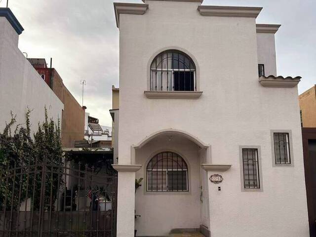 #991 - Casa para Renta en Tijuana - BC - 1