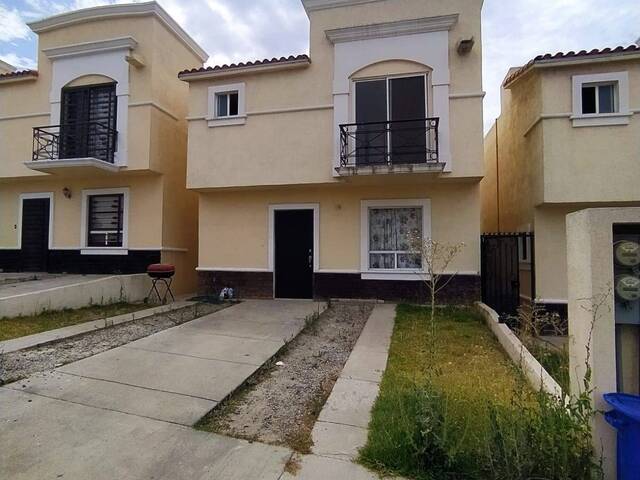 #1059 - Casa para Venta en Tijuana - BC - 1